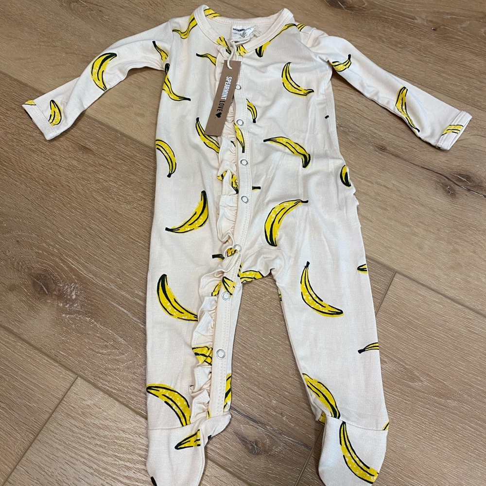 Spearmint Love Banana Sleeper
